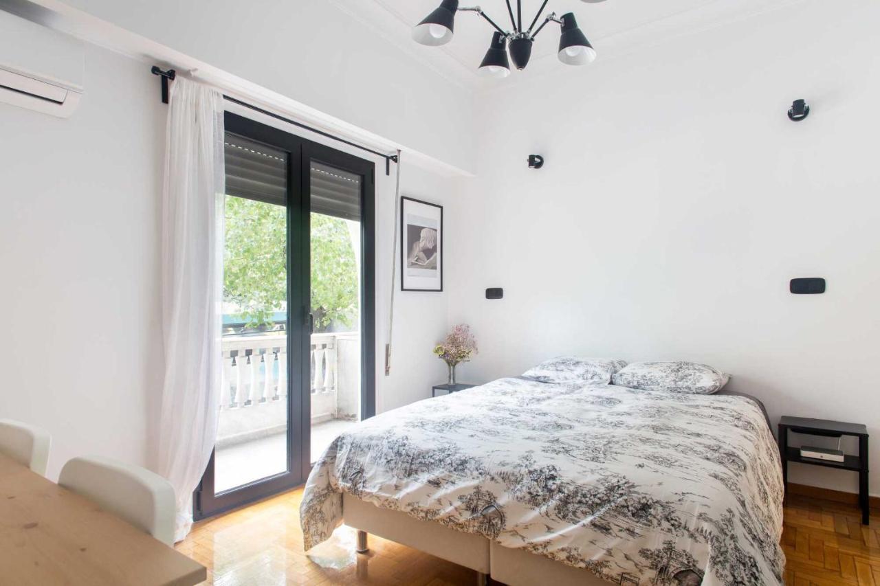 Newly Renovated Studio Downtown Athens! Extérieur photo