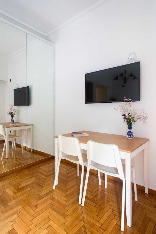 Newly Renovated Studio Downtown Athens! Extérieur photo